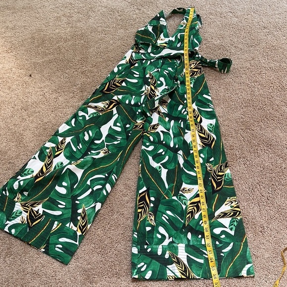 New! FARM RIO XS Green multi tropical palm leaf print wide leg halter jumpsuit - Picture 4 of 12